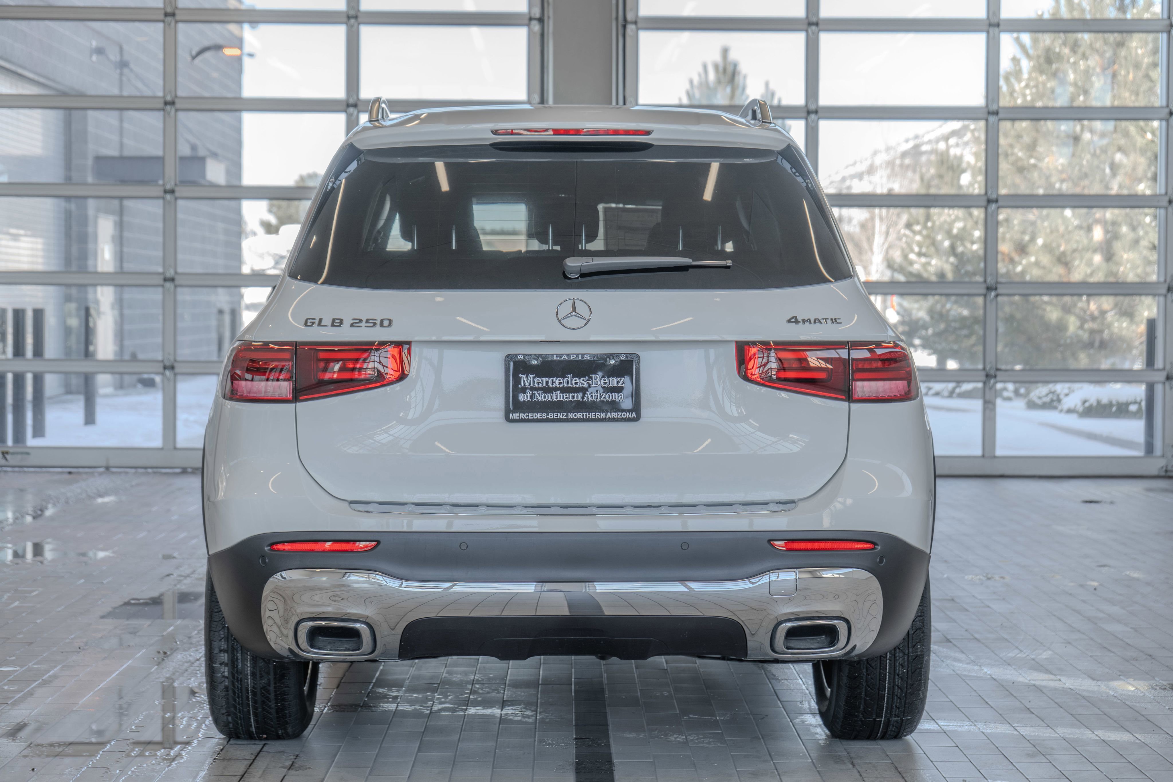 New 2026 Mercedes-Benz GLB 250 4MATIC image 14