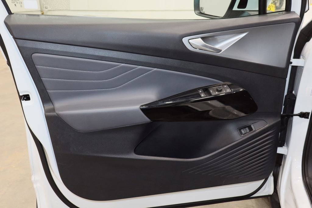 Used 2023 Volkswagen ID.4 Pro S image 18