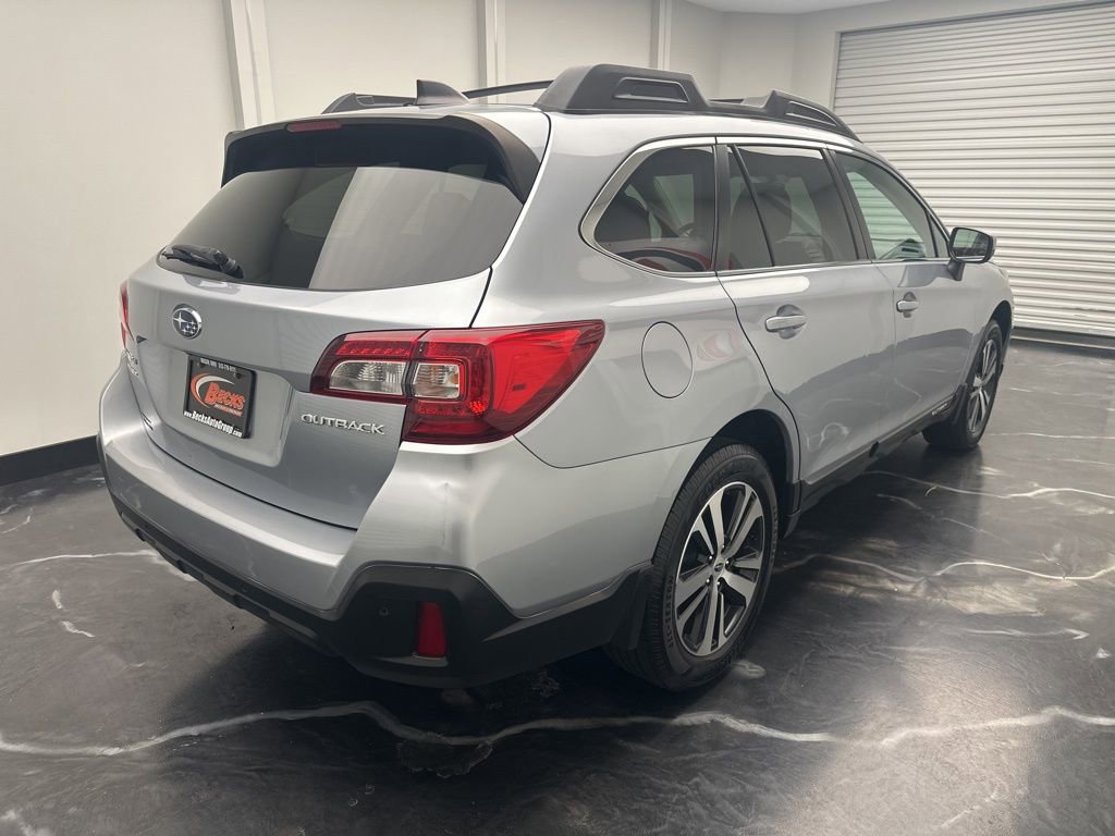 Used 2019 Subaru Outback 2.5i Limited w/ Popular Package #2 image 3