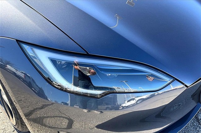 Used 2022 Tesla Model S Plaid image 22