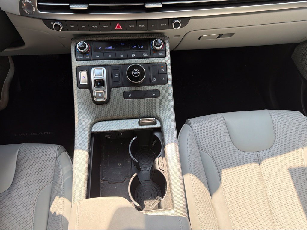 Used 2024 Hyundai Palisade SEL FWD image 13