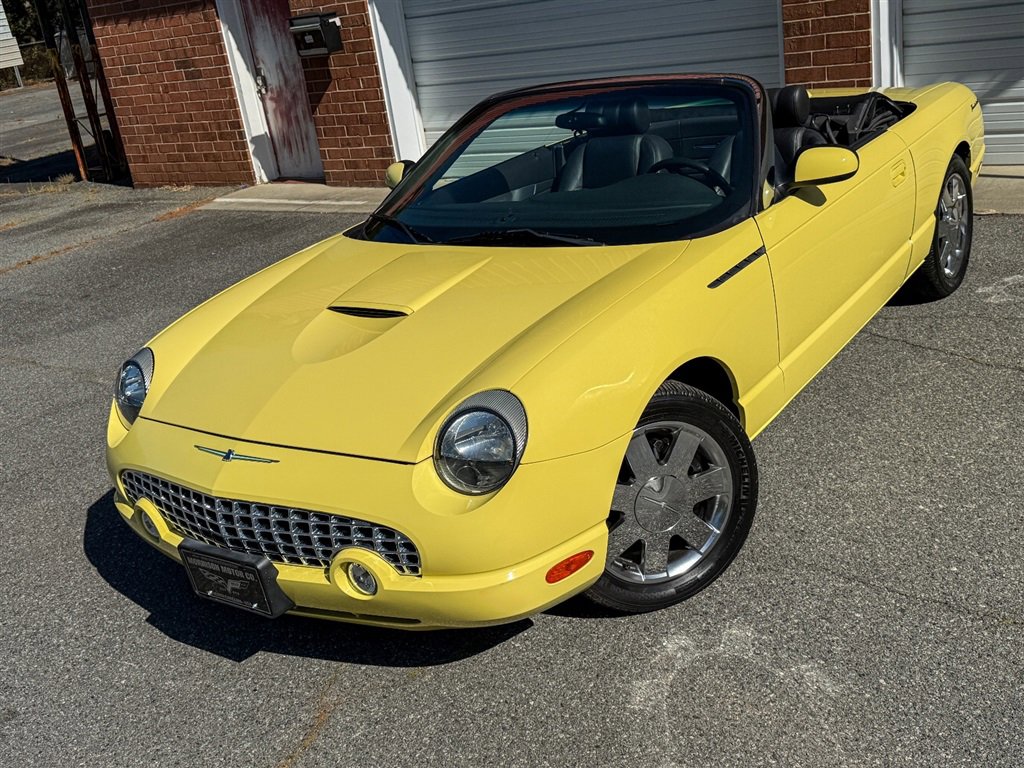 Used 2002 Ford Thunderbird RWD image 10