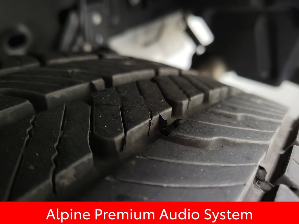 Used 2024 Jeep Gladiator Sport image 11