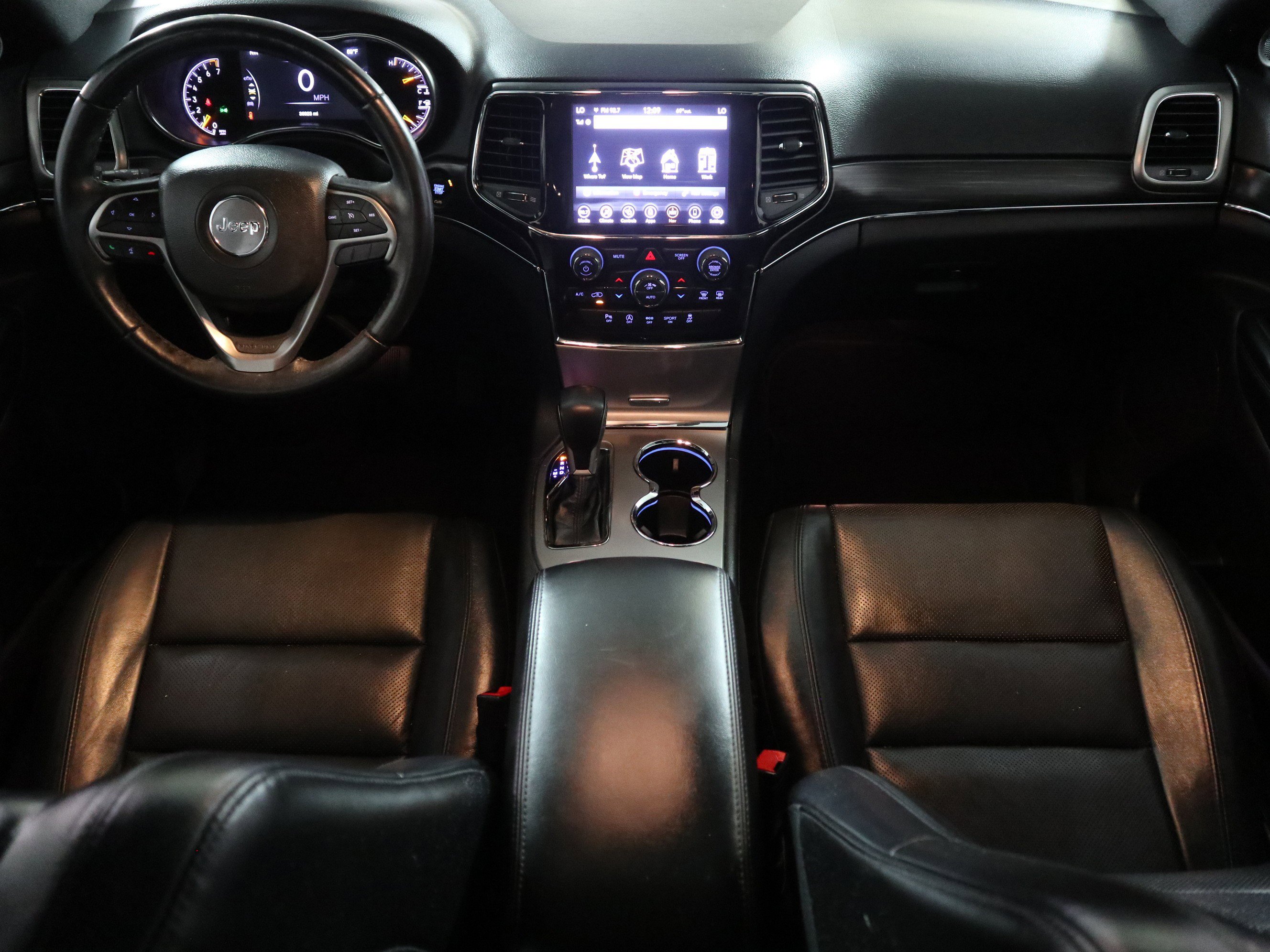 Used 2021 Jeep Grand Cherokee Limited w/ Luxury Group II image 15