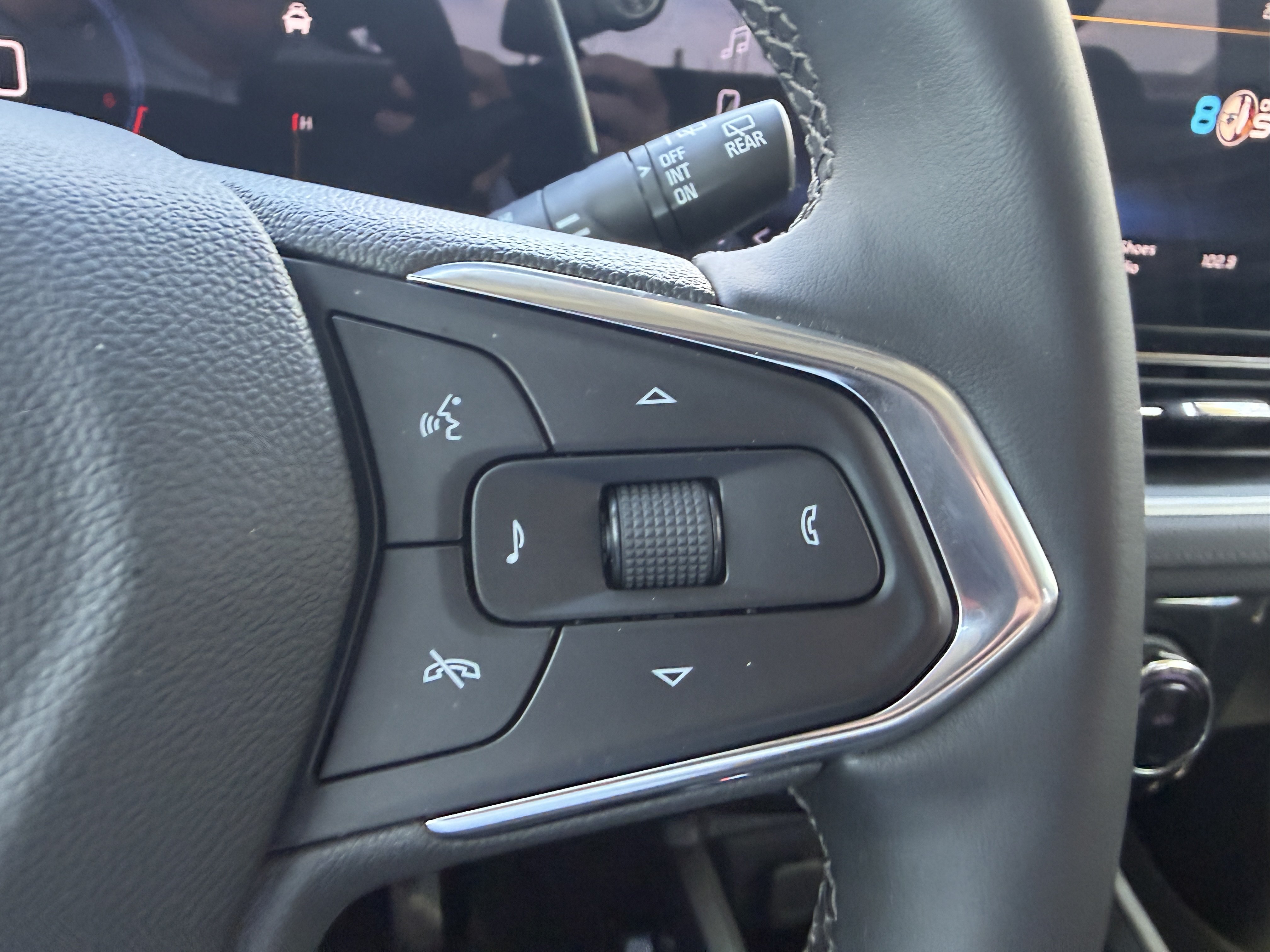 Used 2024 Chevrolet TrailBlazer LT w/ Convenience Package FWD image 26