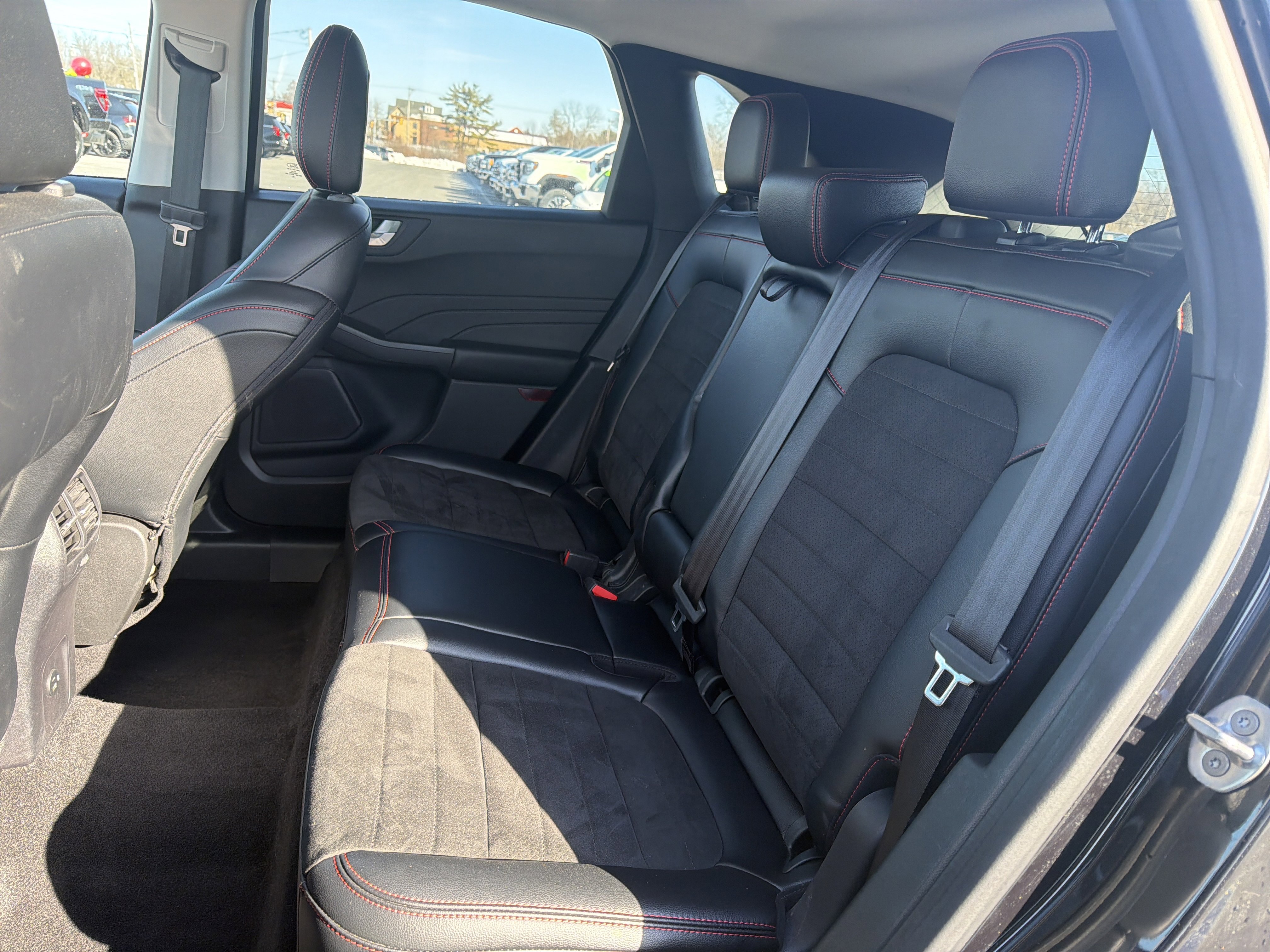 Used 2022 Ford Escape SEL w/ SEL Stealth AWD Package image 13