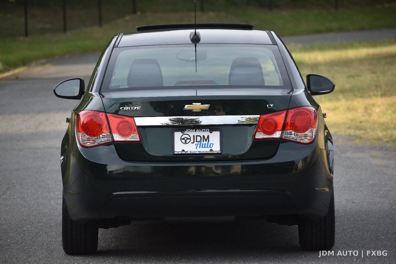 Used 2015 Chevrolet Cruze LT w/ Sun And Sound Package FWD image 6