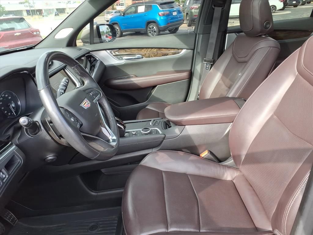 Used 2022 Cadillac XT6 Premium Luxury AWD/4WD image 8