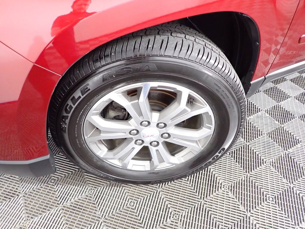 Used 2015 GMC Acadia SLT image 41