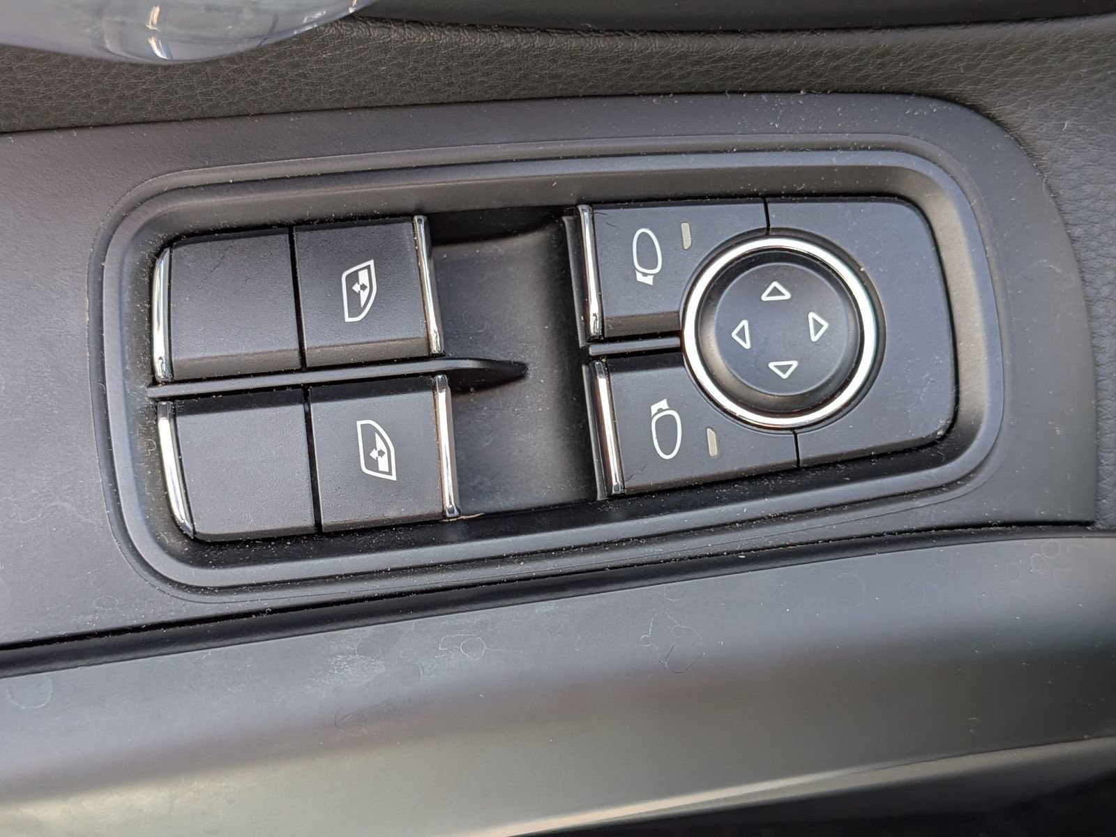 Used 2019 Porsche 718 Boxster RWD image 14