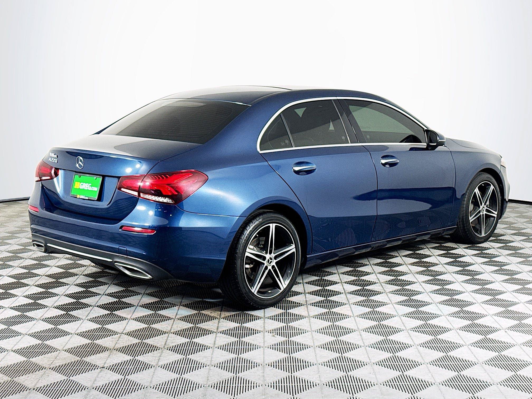 Used 2022 Mercedes-Benz A 220 image 8