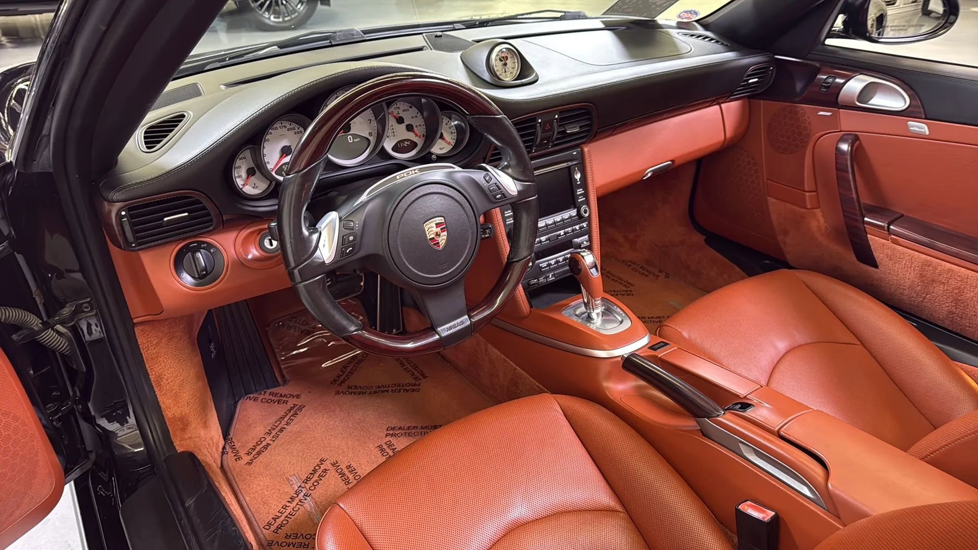 Used 2011 Porsche 911 Turbo S image 24