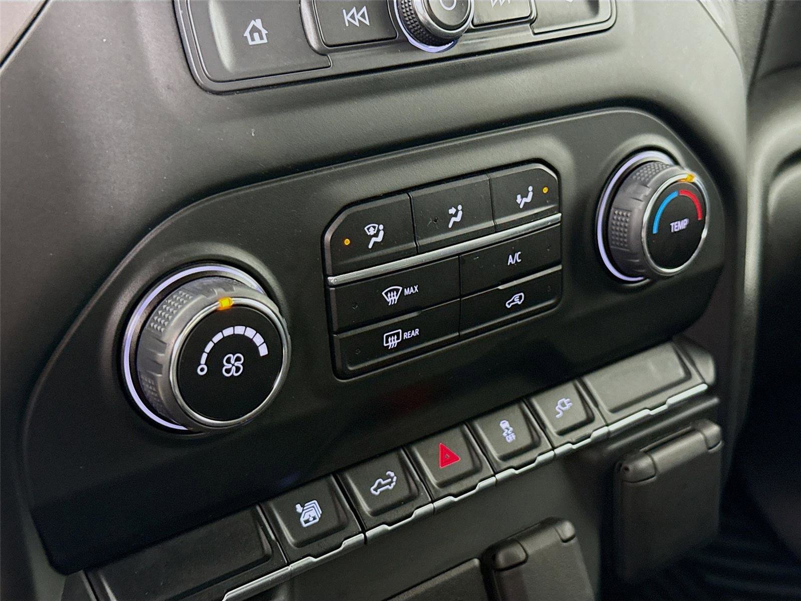 Used 2022 Chevrolet Silverado 2500 Custom w/ Custom Value Package image 15