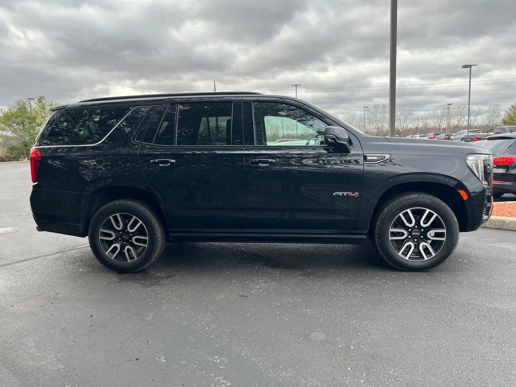 Used 2022 GMC Yukon AT4 w/ Technology Package image 5