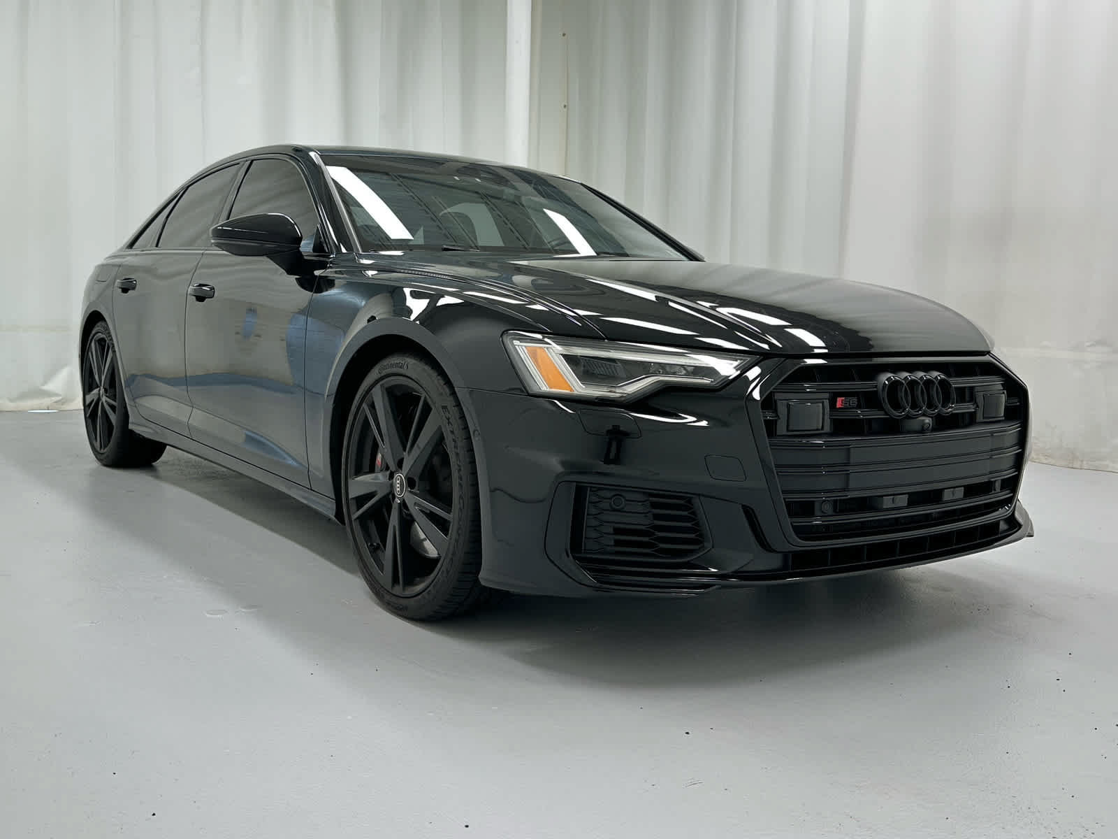 Used 2023 Audi S6 Premium Plus w/ Premium Plus Package AWD/4WD image 2