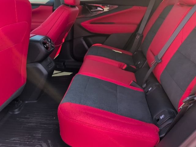 New 2025 Chevrolet Blazer EV RS w/ Super Cruise Package AWD/4WD image 13