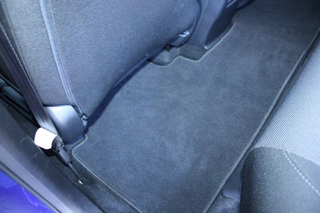 Used 2025 Honda CR-V LX image 47