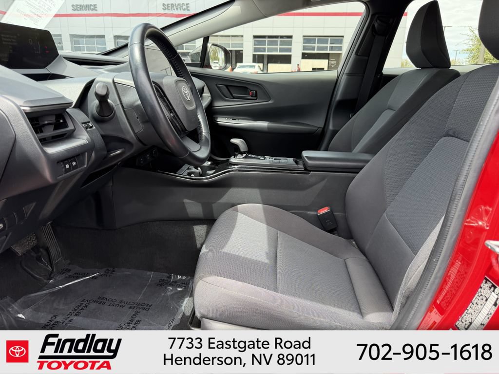 Certified 2023 Toyota Prius LE FWD image 6