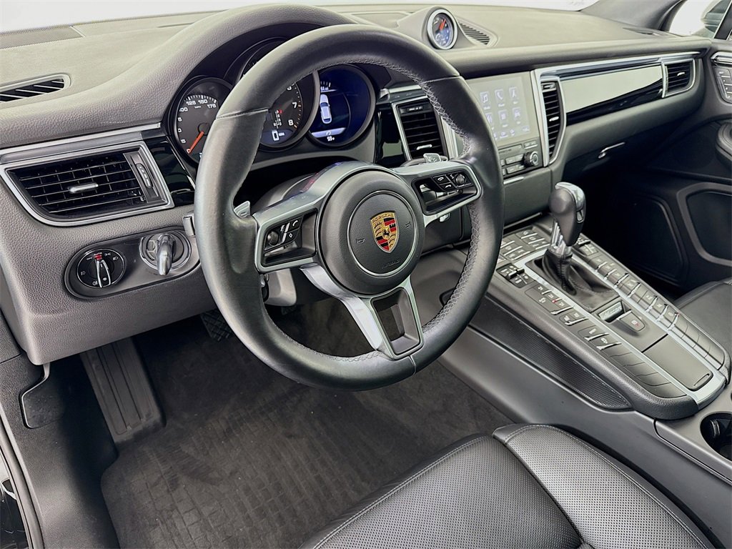 Used 2017 Porsche Macan image 4