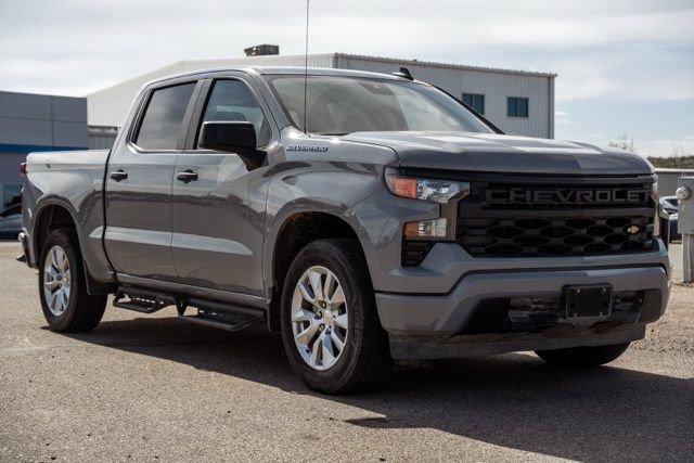 Used 2024 Chevrolet Silverado 1500 Custom image 3