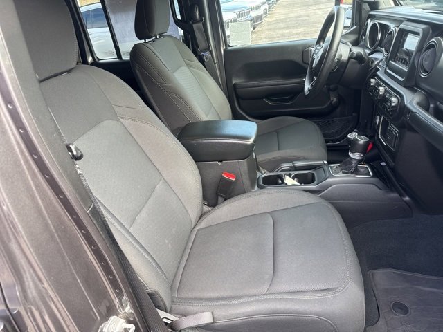 Certified 2022 Jeep Gladiator Sport image 29