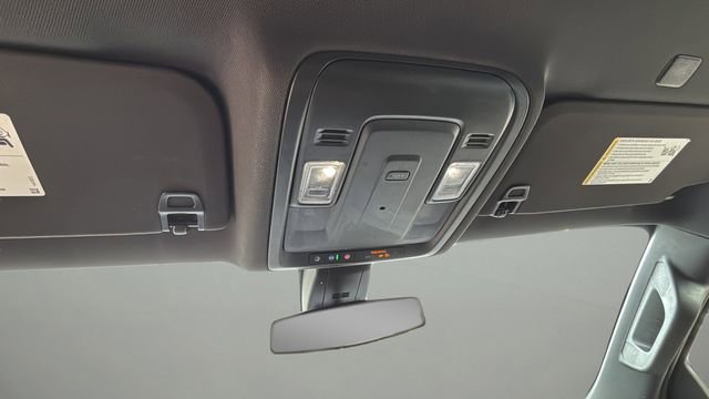 Used 2022 GMC Yukon SLE w/ Gmc Pro Safety Plus Package image 27