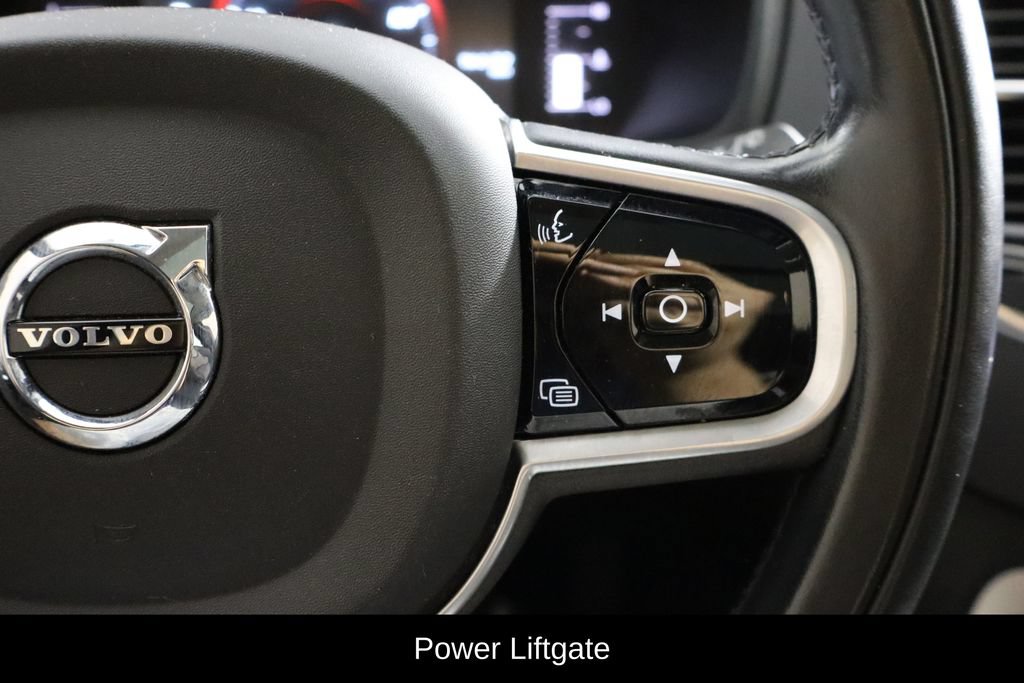 Used 2018 Volvo XC90 T5 Momentum w/ Convenience Package FWD image 10