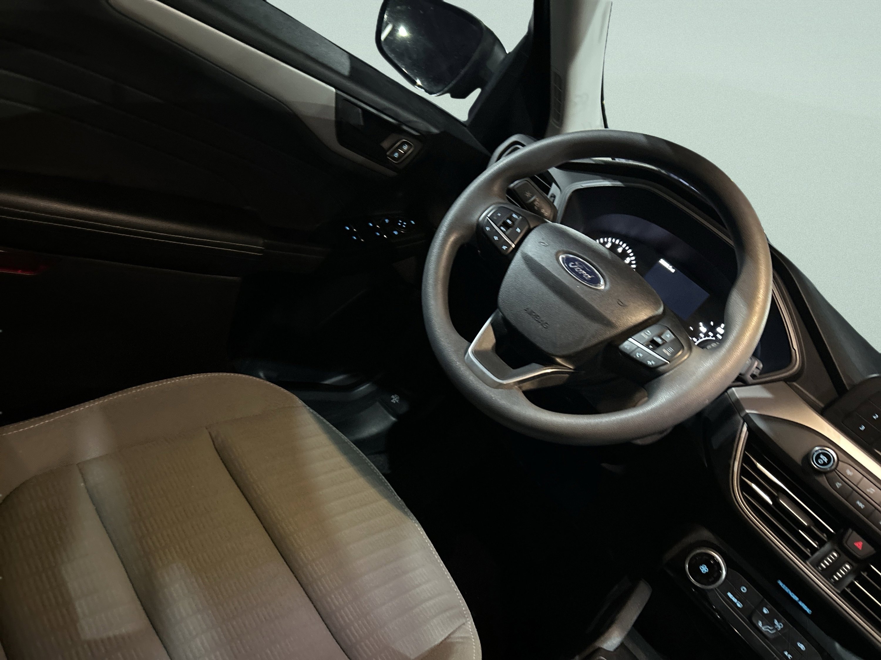 Used 2022 Ford Escape S image 20