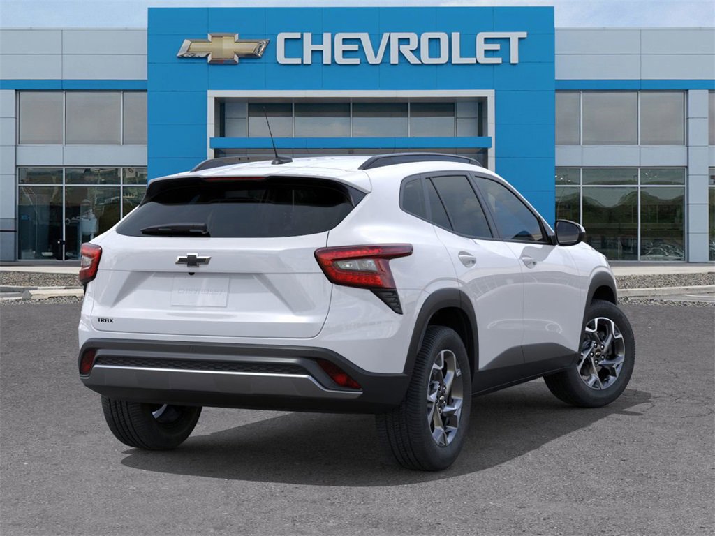 New 2026 Chevrolet Trax LT image 4