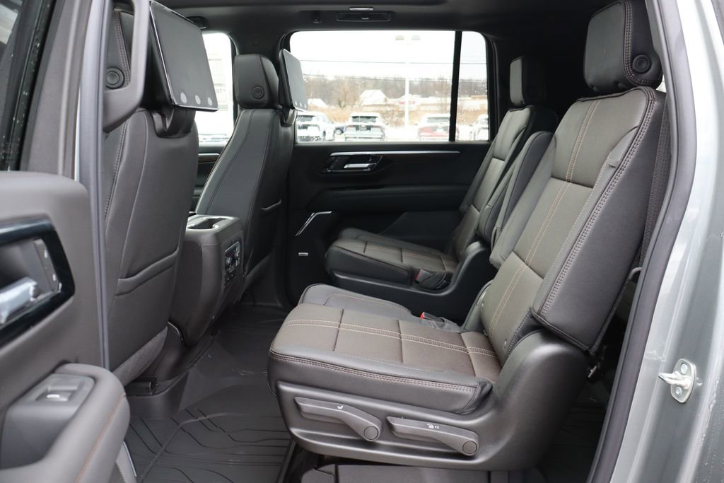 New 2026 Chevrolet Suburban High Country image 44