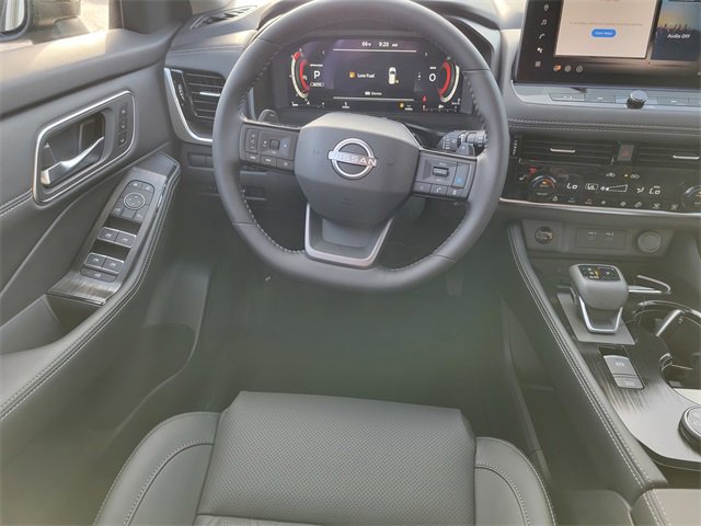 New 2026 Nissan Rogue Platinum image 27