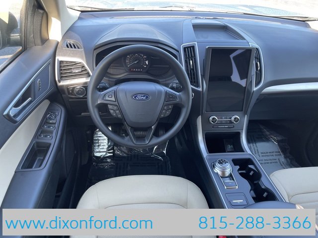 Used 2024 Ford Edge SE image 20