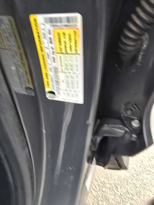 Used 2021 Ford Edge SEL AWD/4WD image 29