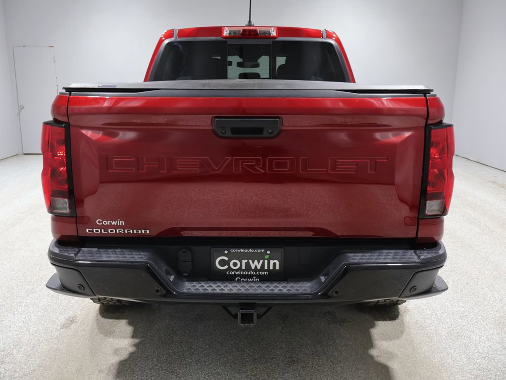 Used 2025 Chevrolet Colorado Trail Boss image 3