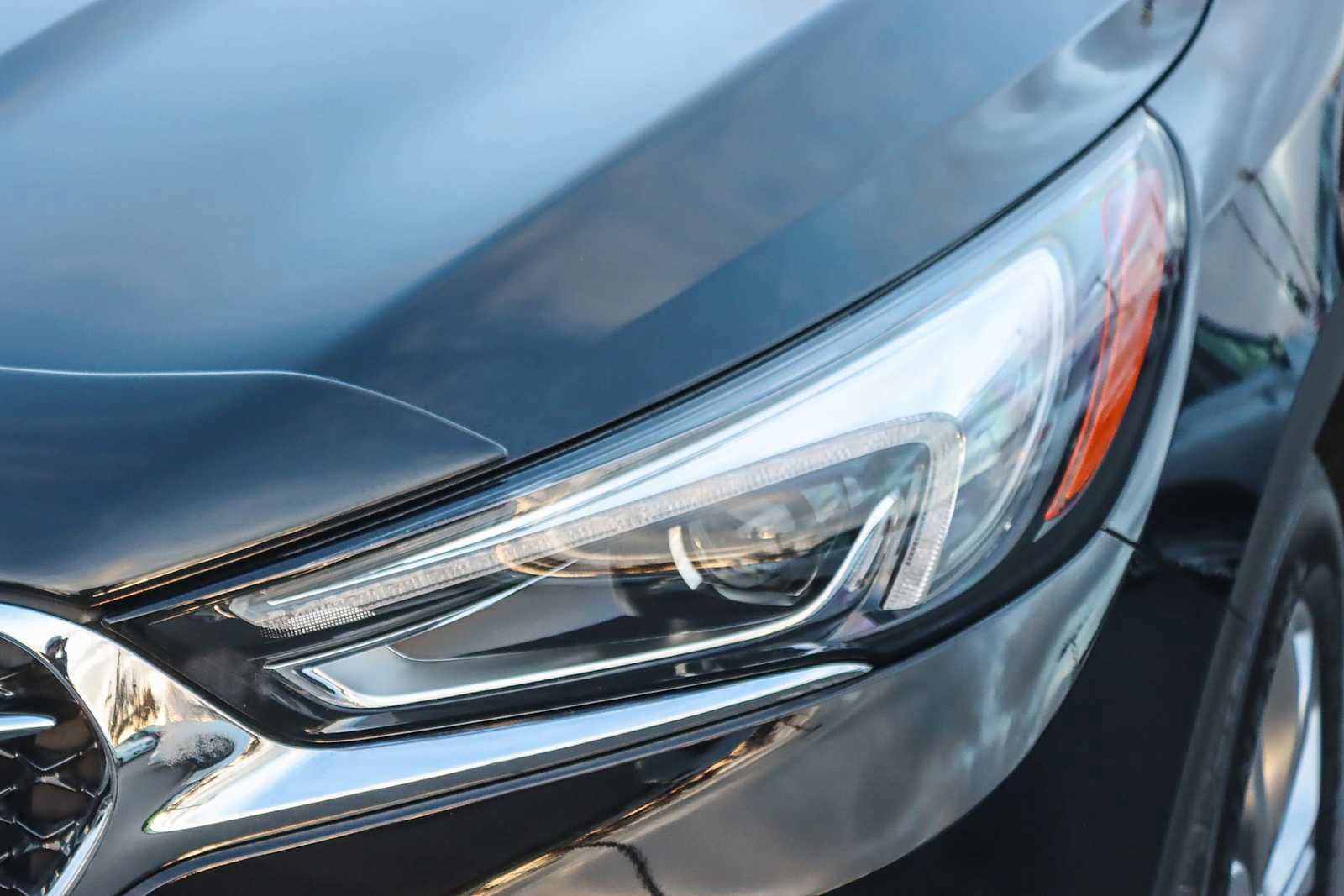 Used 2021 Buick Enclave Avenir w/ Avenir Technology Package image 7