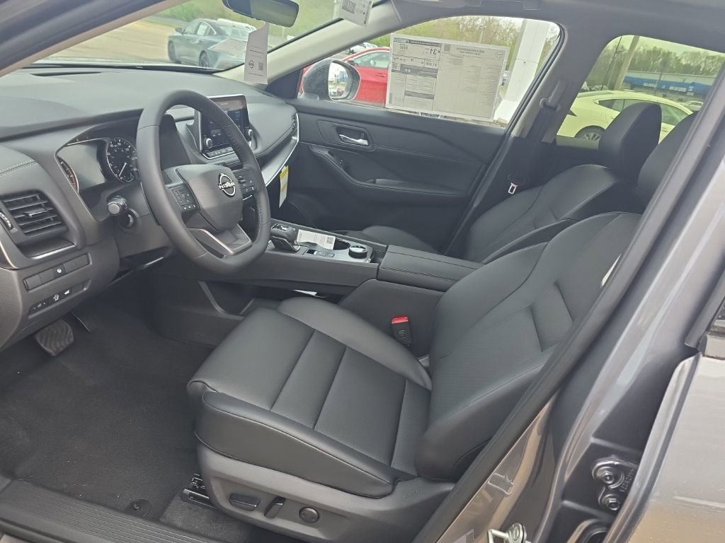 New 2026 Nissan Rogue SV image 15