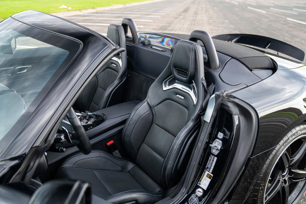 Used 2019 Mercedes-Benz AMG GT Roadster image 9