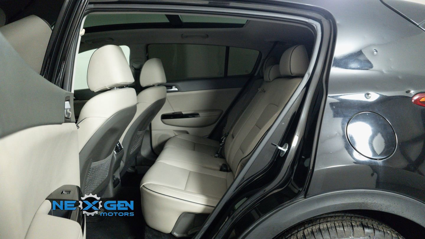 Used 2018 Kia Sportage EX w/ Option Group 040 image 24