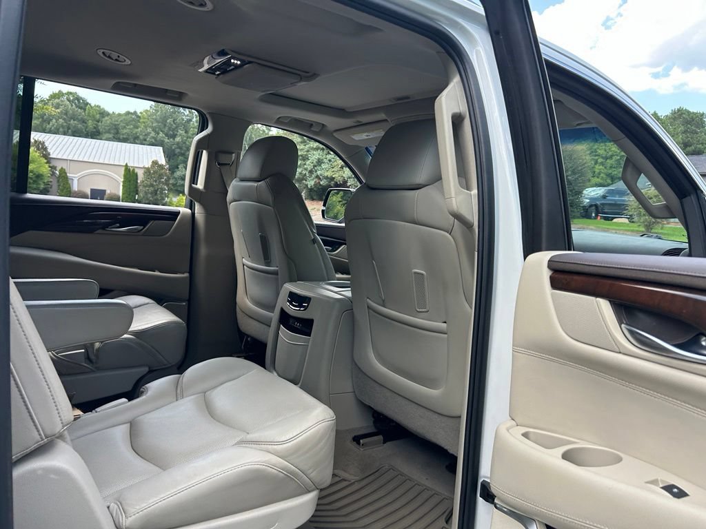 Used 2016 Cadillac Escalade ESV Premium AWD/4WD image 50