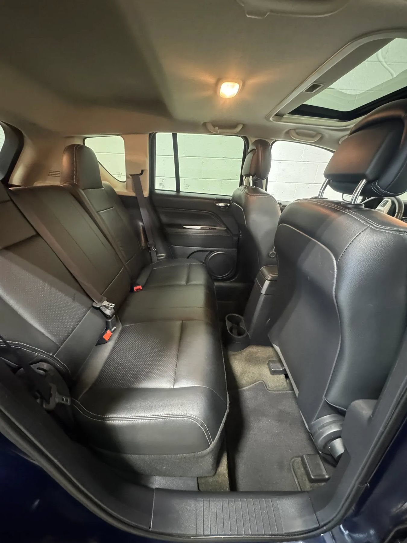 Used 2017 Jeep Compass High Altitude FWD image 26