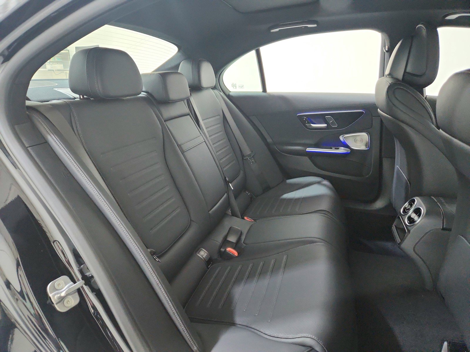 New 2025 Mercedes-Benz C 300 Sedan image 17