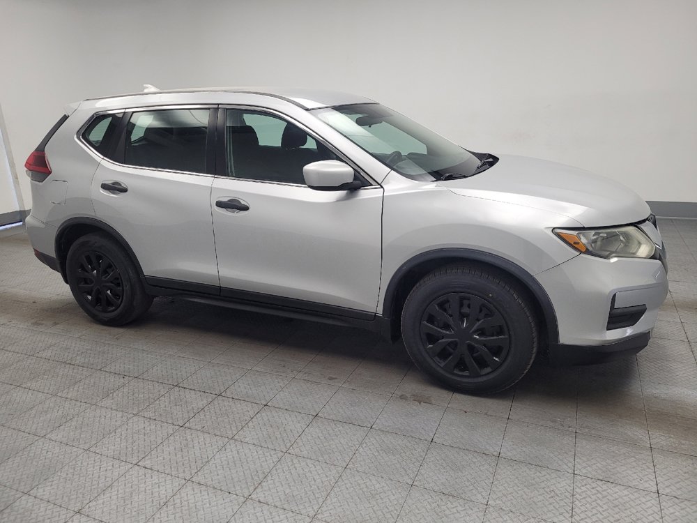 Used 2018 Nissan Rogue S FWD image 11