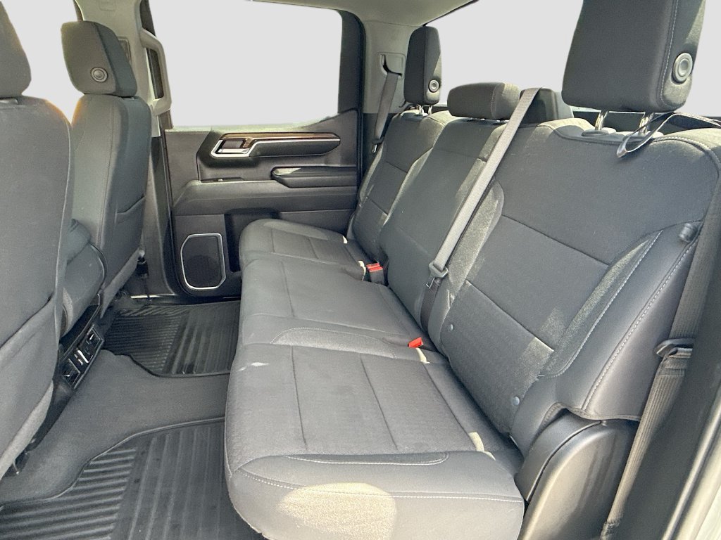Used 2026 Chevrolet Silverado 1500 LT AWD/4WD image 27
