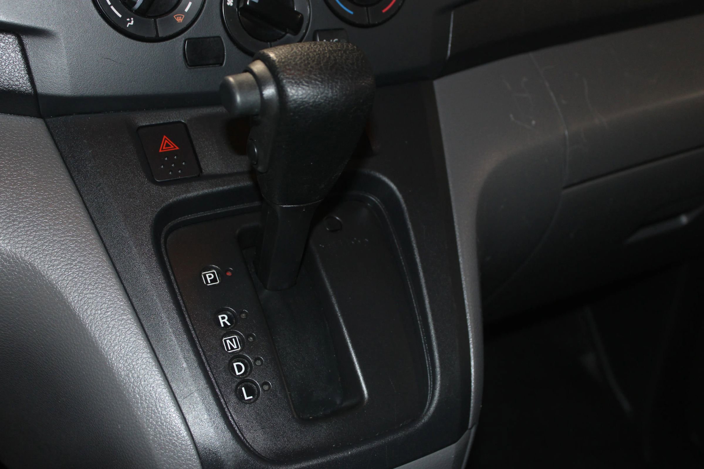 Used 2017 Nissan NV200 S image 13