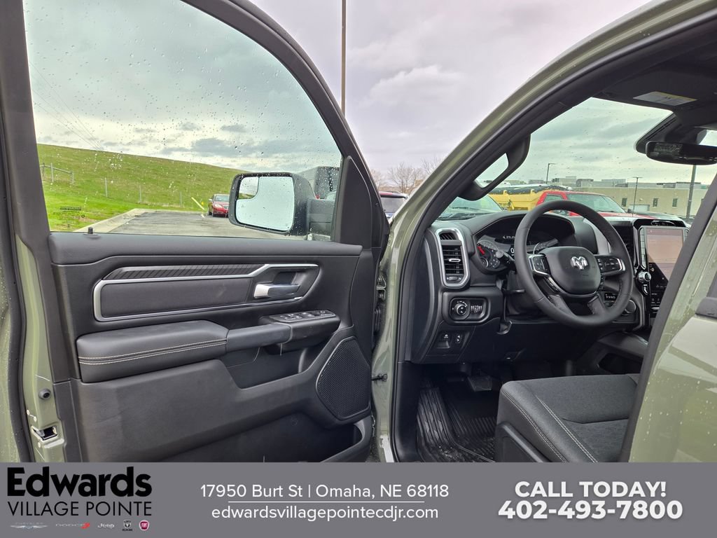 New 2026 RAM 1500 Big Horn AWD/4WD image 10