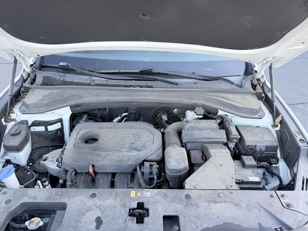 Used 2020 Hyundai Santa Fe SE w/ Cargo Package image 31