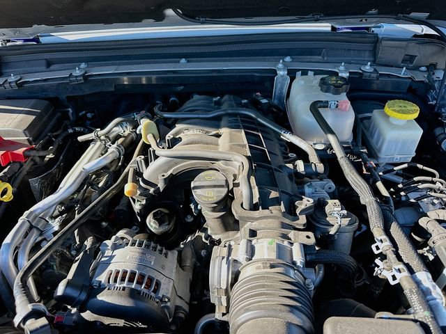 Used 2023 Jeep Gladiator Sport image 29