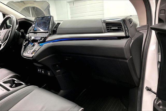 Used 2025 Honda Odyssey Touring image 19