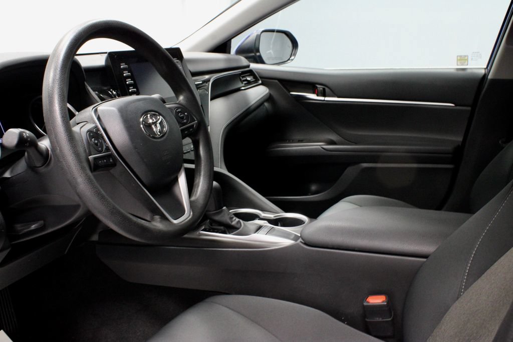 Used 2023 Toyota Camry LE w/ Convenience Package FWD image 22