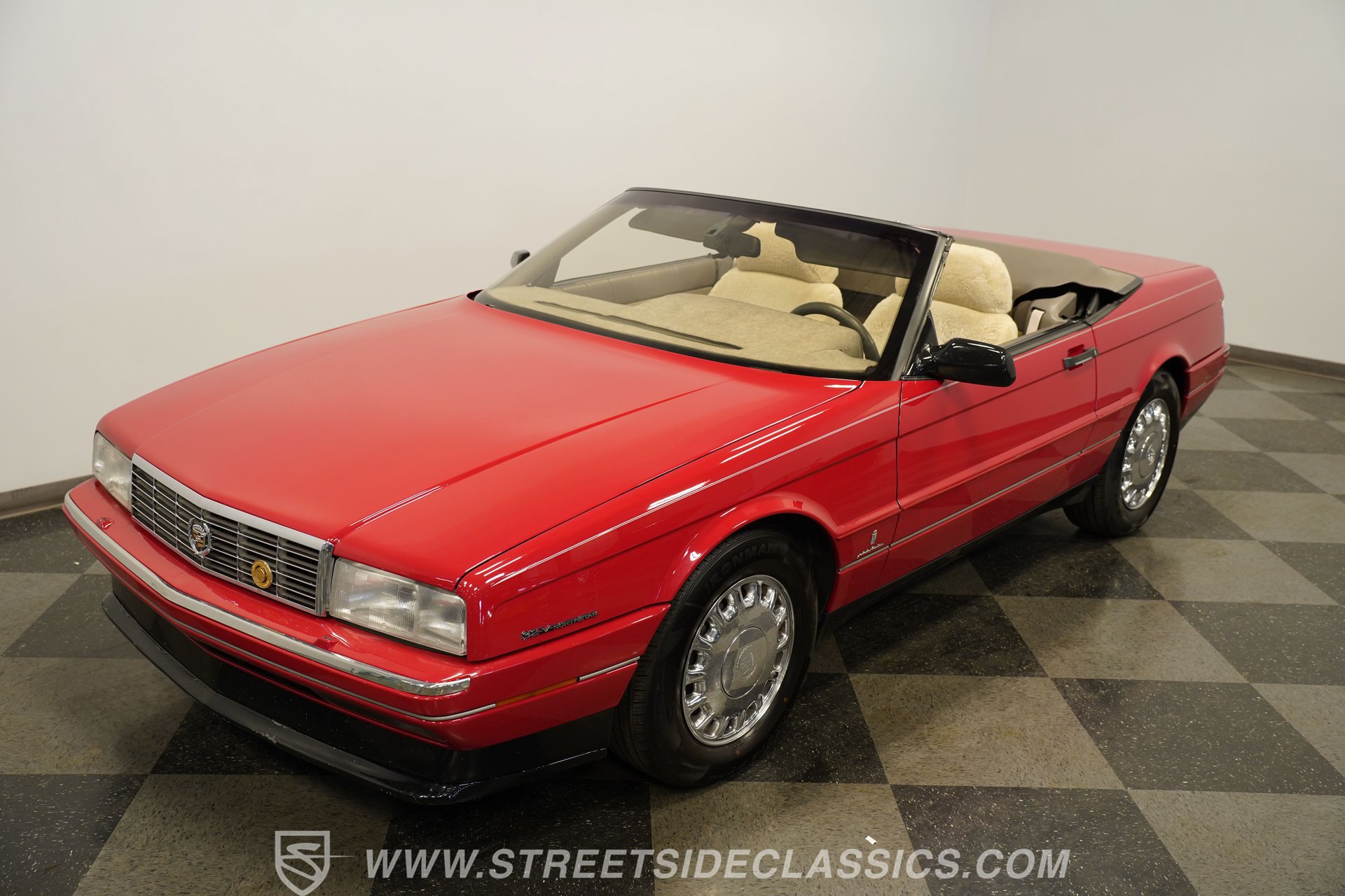 Used 1993 Cadillac Allante FWD image 40